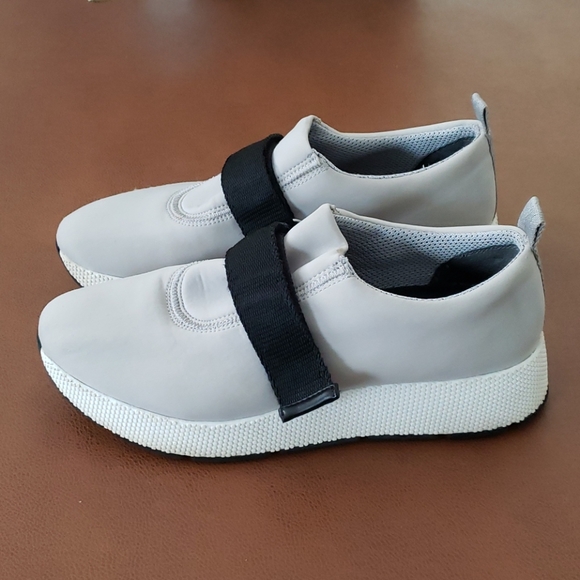 Franco Sarto Odella sneakers with velcro closure - Picture 2 of 4